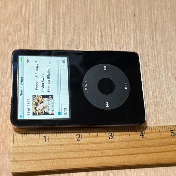 iPod Model:A1136 5thGen 80GB Blk Tested Good w/7233 Songs Good Battery Read Info - Picture 16 of 16